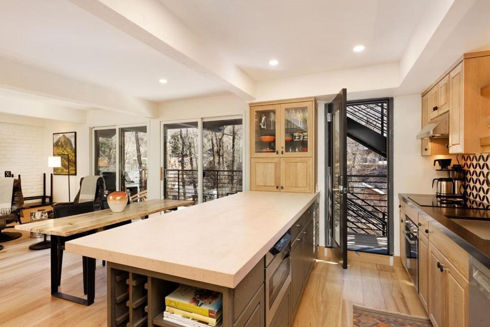 Chateau Roaring Fork Unit 25, Contemporary Condo With River Views, Close To Town Aspen Exterior foto